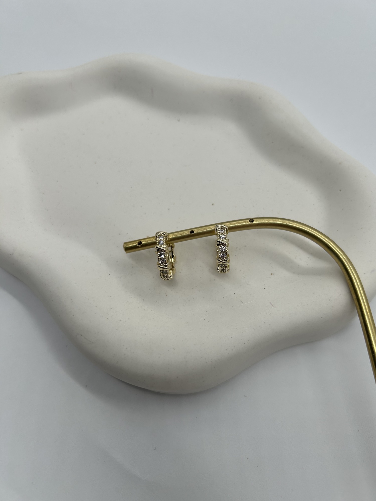 14 K küpe