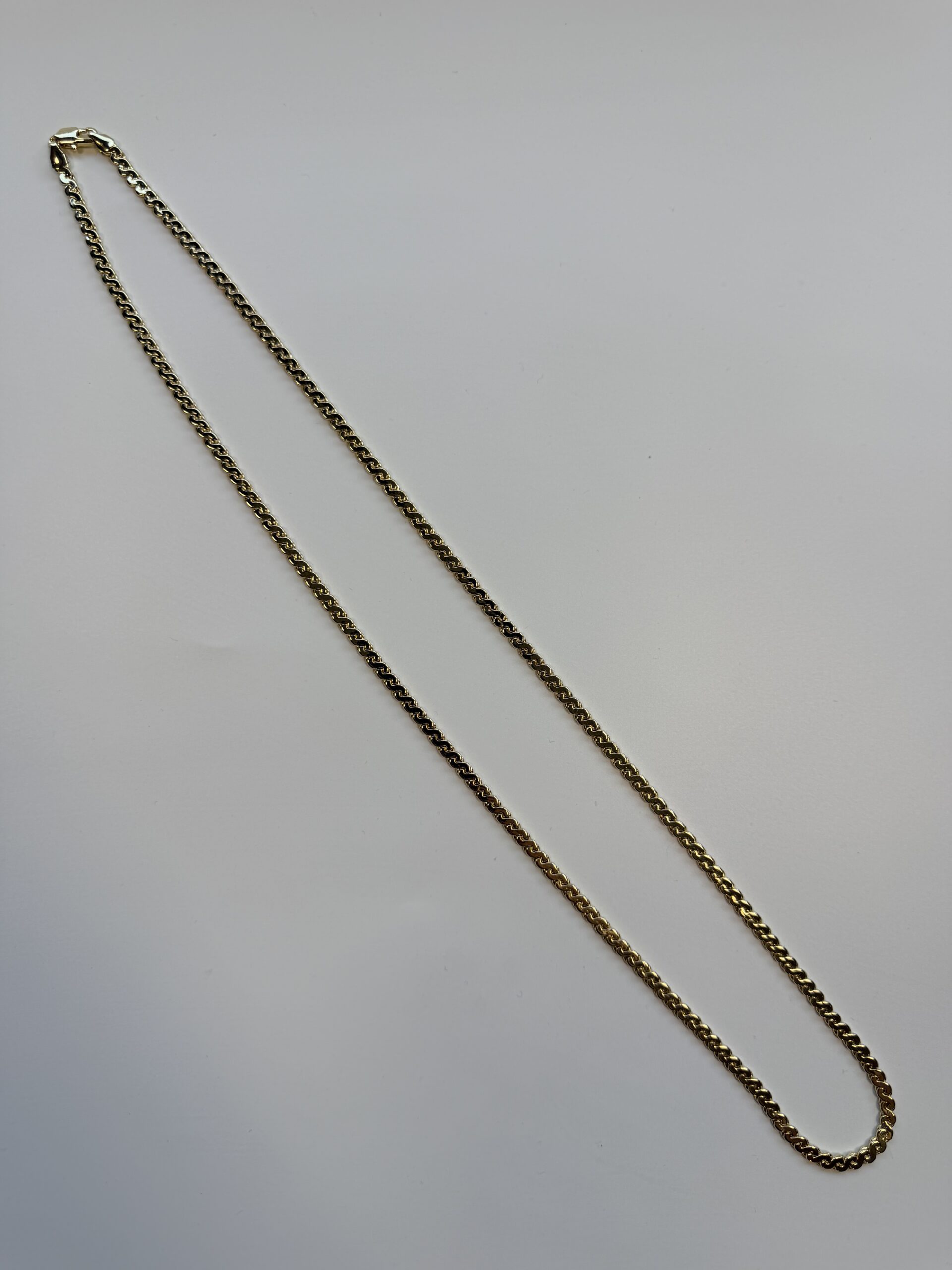 14 K Kolye